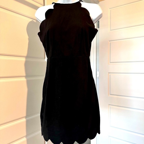 Black Mini Sheath Dress with Halter Neckline for Cocktail - Picture 4 of 5